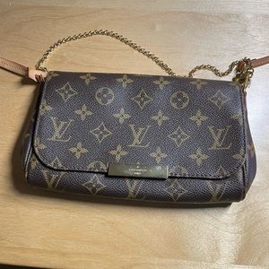 Authentic Louis Vuitton Favorite PM Monogram bag.